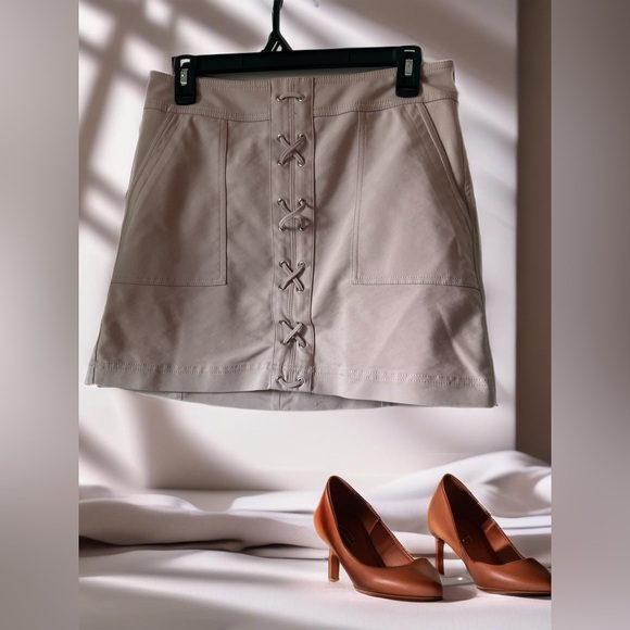 Express Blush Pink Faux Mini Skirt with Lace-Up Front – Size 6 - Picture 2 of 7